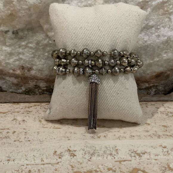 Milani tassel  - Picture 1 of 9